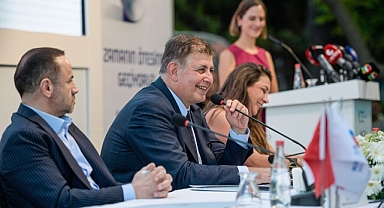 İzmir zamanın ötesine geçecek