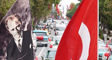 Kadıköy'de 30 Ağustos Coşkusu Devam Ediyor