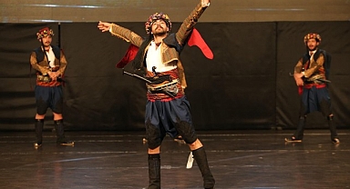 Karşıyaka’da halk oyunu bilmeyen kalmayacak