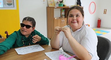 Kısa Mola ile Annelerin ve Evlatlarının Yüzü Gülüyor