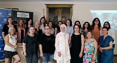 Komili Zeytin ve Zeytinyağı Enstitüsü’nün Kadın Çiftçilere Verdiği Eğitimlerin Yeni Dönemi Başladı