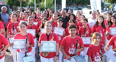 Kursiyerler sertifikalarını aldı