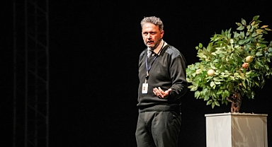 Müzede Sahne Başladı