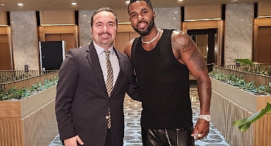 Müziğin dahi çocuğu Jason Derulo Türk kahvaltısına hayran kaldı