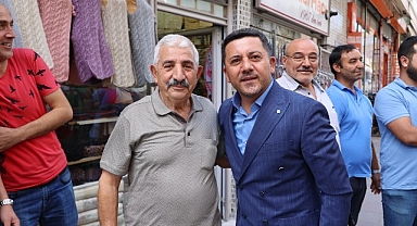 Nevşehir Belediye Başkanı Rasim Arı, Belediye Caddesi ve Keçeciler Caddesi’nde esnaf ziyaretlerinde bulundu