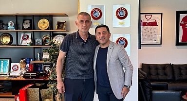 Nevşehir Belediye Başkanı Rasim Arı,Türkiye Futbol Federasyonu Başkanı İbrahim Ethem Hacıosmanoğlu'nu makamında ziyaret etti