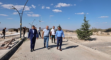 Nevşehir Belediyesi tarafından yıllardır atıl vaziyette kalan Kahveci Dağı rekreasyon alanındaki çalışmalar tüm hızıyla sürüyor. 