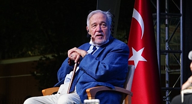 Onur konuğu Ahmet Ümit, Yaşam Boyu Onur Ödülü İlber Ortaylı’ya