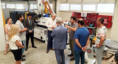 Rektör Budak, Ege Teknopark’ı ve Ege Derin Teknoloji Fabrikası’nı ziyaret etti