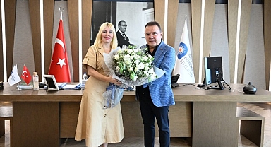 Rektör Özlenen Özkan'dan Başkan Muhittin Böcek'e ziyaret