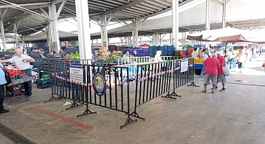 Salihli Belediyesi’nden Pazaryeri Kurallarına Uymayan Tezgâh Sahiplerine Ceza