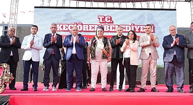 Taha Akgül Karakucak Güreşleri’nin Başpehlivanı Feyzullah Aktürk Oldu