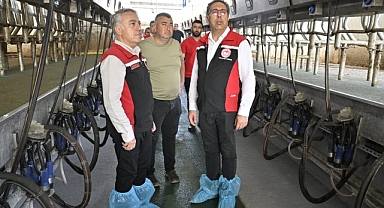 Tarım ve Orman Bakan Yardımcısı Prof. Dr. Ahmet Gümen İzmirli Üreticilerle Bir Araya Geldi