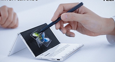 TECNO’dan Üç Katlamalı Yeni Konsept Telefon: TECNO PHANTOM ULTIMATE 2