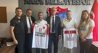 Türkiye Hentbol Federasyonu Başkanı Uğur Kılıç Niğde’de hentbol için önemli temaslarda bulundu