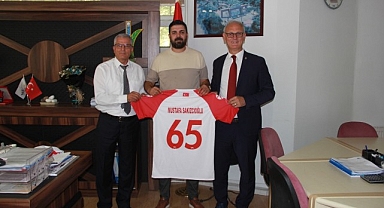 Türkiye Hentbol Federasyonu Başkanı Uğur Kılıç, Van'da hentbolun geleceği için önemli adımlar attı