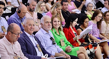 Türkiye ve Avrupa kentleri ‘yeşil bir gelecek’ için Konak’ta buluştu