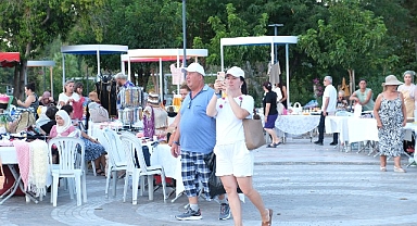 Üreten ev hanımları kermesi başladı