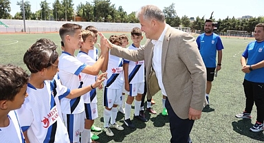 Urla'da Çocuklar hem eğleniyor hem de öğreniyor