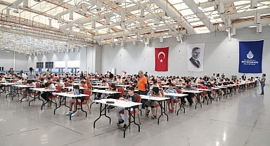 Yaz dönemi öncesi öğrencilerini mezun eden İBB Teknoloji Atölyeleri, 2024 – 2025 yılı öğrencilerini kabul etmeye hazırlanıyor