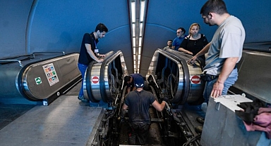 Ağır bakıma alınan yürüyen merdivenler ekim ayı sonuna kadar etap etap açılacak