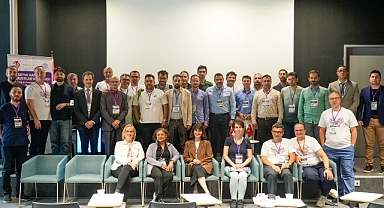 Boyun bölgesinde ameliyat izi olmamasını sağlayan 