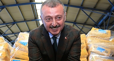 Büyükşehir’den çiftçiye sonbahar tohum desteği