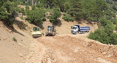 Büyükşehir’den Manavgat’ta asfalt öncesi hazırlık