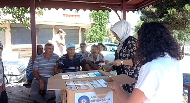  Büyükşehir'den Manavgatlı üreticilere yapışkan tuzak desteği