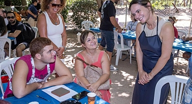 Çamura “iyilikle” şekil verdiler