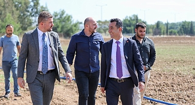 CHP Genel Başkan Yardımcısı Erhan Adem’den Buca’nın tarım çalışmalarına övgü