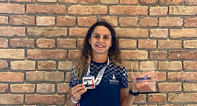 “Demir Lady” yine zirvede