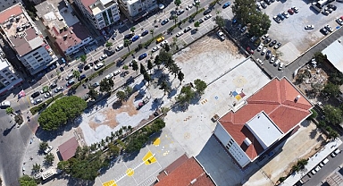 Didim Belediyesi tarafından ilçede bulunan Atatürk İlkokulu’nun bahçesine yapılan oyun parkının çalışmaları tüm hızıyla sürüyor.