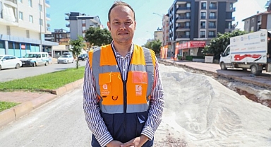 Döşemealtı Yeniköy'de eskiyen içme suyu hattı yenileniyor