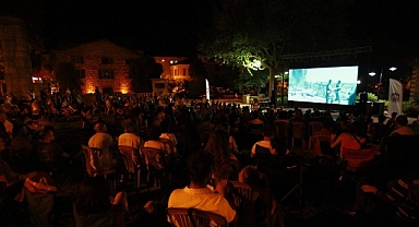 Efes Selçuklular “Atatürk” ile duygulandı