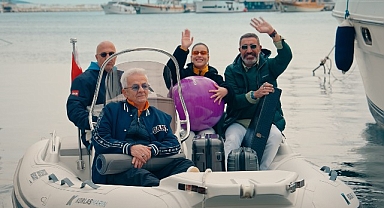 GAİN’in yeni sohbet programı “Alarga” da Zafer Algöz ve Hakan Altun teknede leziz sofralar kurup ünlü arkadaşlarını ağırlıyor!