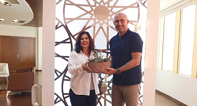 Germencik Belediye Başkanı Burak Zencirci, Aydın Büyükşehir Belediye Başkanı Özlem Çerçioğlu'na nezaket ziyaretinde bulundu.