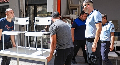 Karşıyaka’da zabıta ekiplerinden işgal denetimi 