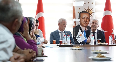 Kemalpaşa Belediye Başkanı Mehmet Türkmen, ilçede bulunan stk ve siyasi partiler ile yakın temasını sürdürüyor