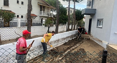 Menderes’te Yaralar Sarılıyor