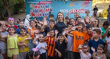 ‘Mutlu Çocuklar Sokağı’ 18 mahallede 5 bin çocukla buluştu