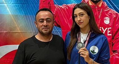 Osmangazili taekwondocu Türkiye ikincisi oldu