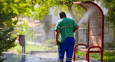 Sağlık ocakları ve camiler temizleniyor