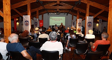 Selçuk Efes Kent Belleği’nde Ayasuluk Kazıları Söyleşisi