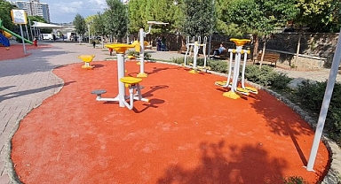 14 ilçede 84 park ve spor alanının zemini yenilendi Çocuklar güvenle oynasın diye…