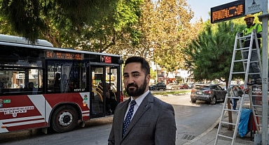 Akıllı duraklar, Büyükşehir’in kendi yazılımıyla devrede