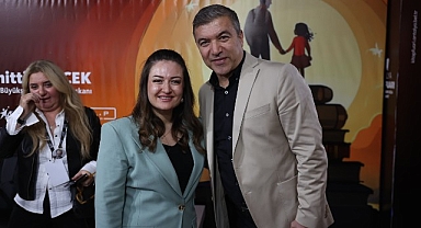 Antalya Kitap Fuarı'na ilk gün yoğun ilgi: Gazeteci İsmail Küçükkaya da davet edildi