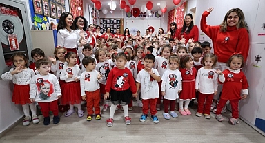 Bakırköylü Çocuklar Cumhuriyet'in 101. Yılını Kutladı