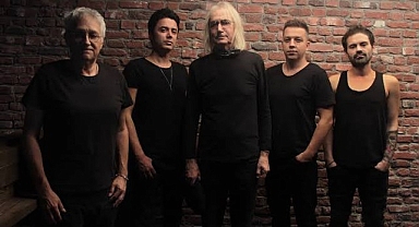 Balçova Cumhuriyet coşkusunu Bulutsuzluk Özlemi ile yasayacak