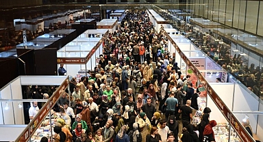 Başkan Altay Tüm Kitapseverleri 11. Konya Kitap Günleri’ne Davet Etti